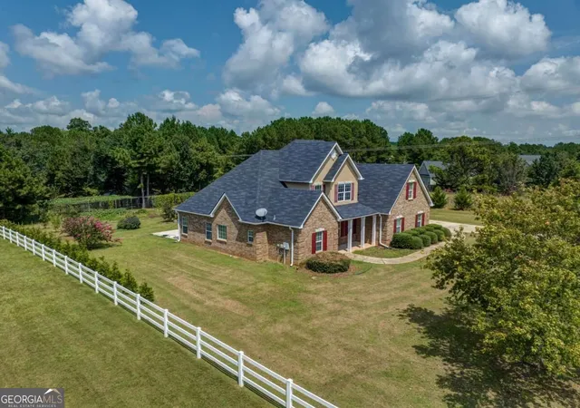 Photo 3 of Single family home for sale at 249 Hedgewood Dr, Hampton, GA 30228 | MLS# 10841816 | Listing updated on 2026-09-20