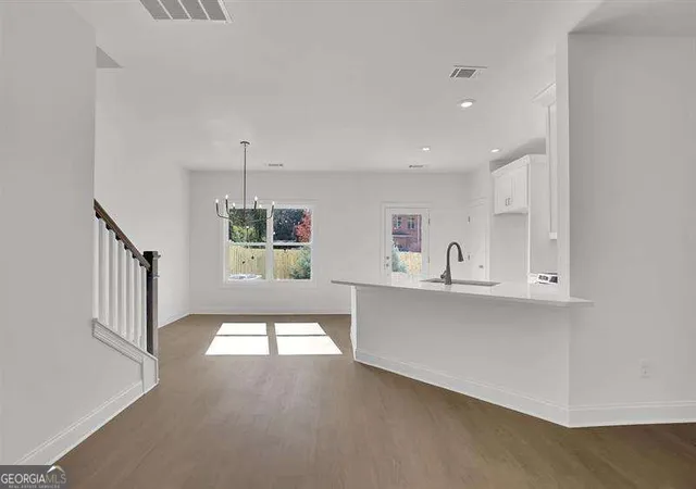 Photo 4 of Sale Pending at 310 Heron St Unit #15 #UNIT 15, Ball Ground, GA 30107 | MLS# 10837999 | Listing updated on 2026-09-14