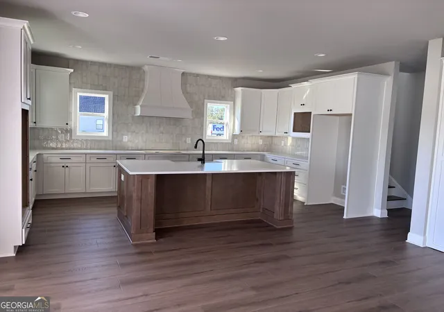 Photo 3 of Sale Pending at 678 Inman Rd #1, Fayetteville, GA 30215 | MLS# 10742220 | Listing updated on 2026-10-28
