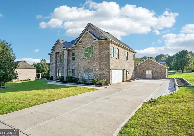Photo 1 of Single family home for sale at 190 Barcelona Dr, Covington, GA 30016 | MLS# 10849269 | Listing updated on 2026-09-23