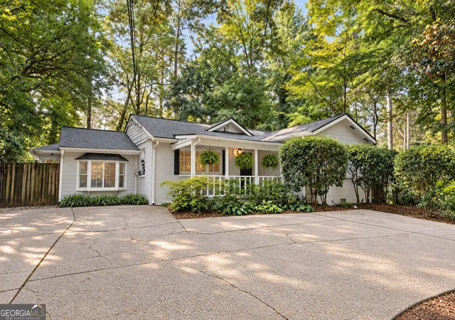 Photo 1 of Single family home for sale at 1792 Moores Ml Rd Nw, Atlanta, GA 30318 | MLS# 10842269 | Listing updated on 2026-09-24