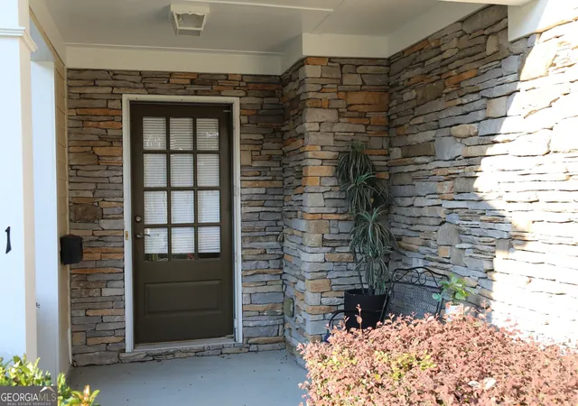 Photo 2 of Single family home for sale at 231 Abercorn Way, Woodstock, GA 30188 | MLS# 10846729 | Listing updated on 2026-10-08