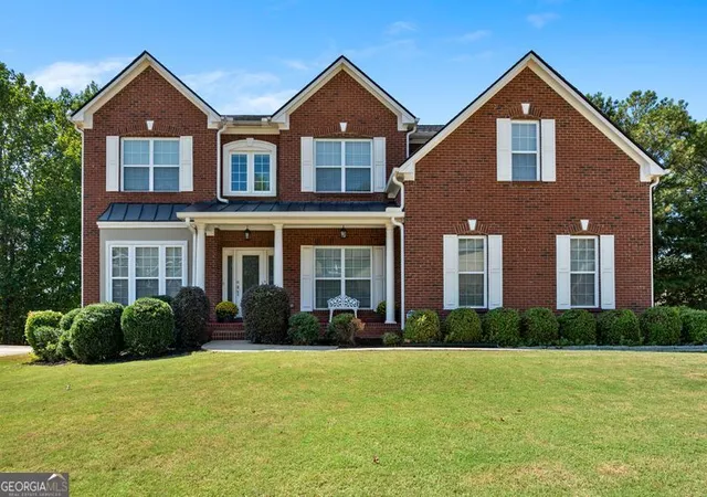 Photo 1 of Single family home for sale at 15 Stonebridge Blvd, Newnan, GA 30265 | MLS# 10850602 | Listing updated on 2026-10-06