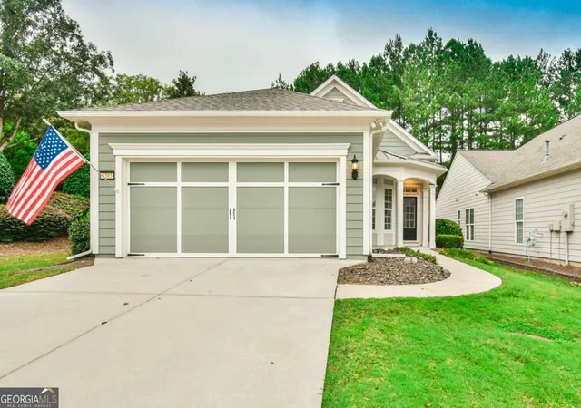 Photo 2 of Single family home for sale at 6203 Ivy Stone Way, Hoschton, GA 30548 | MLS# 10847883 | Listing updated on 2026-09-19