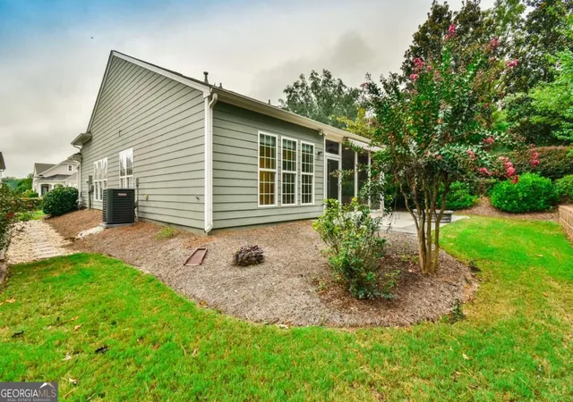 Photo 3 of Single family home for sale at 6203 Ivy Stone Way, Hoschton, GA 30548 | MLS# 10847883 | Listing updated on 2026-09-19