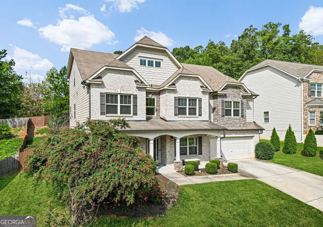 Photo 3 of Single family home for sale at 3575 Lindsy Brooke Ct, Douglasville, GA 30135 | MLS# 10853542 | Listing updated on 2026-10-09