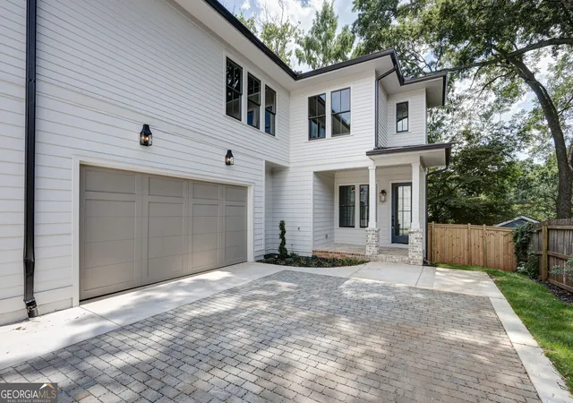Townhouse for sale at 1739b Adolphus St NE, Atlanta, GA 30307 | MLS# 10840212
