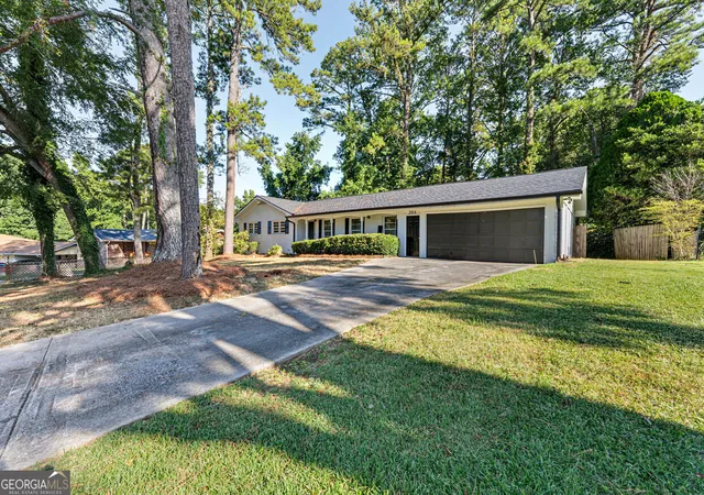 Photo 2 of Single family home for sale at 3954 Artist View, Decatur, GA 30034 | MLS# 10843259 | Listing updated on 2026-09-24