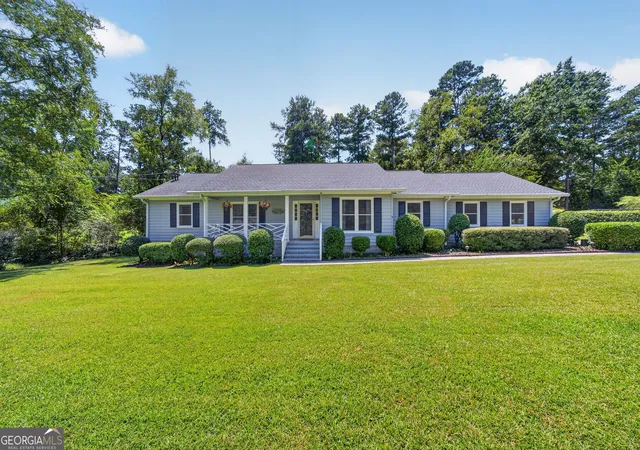 Photo 3 of Single family home for sale at 3631 Sussex Dr Ne, Milledgeville, GA 31061 | MLS# 10830714 | Listing updated on 2026-09-04
