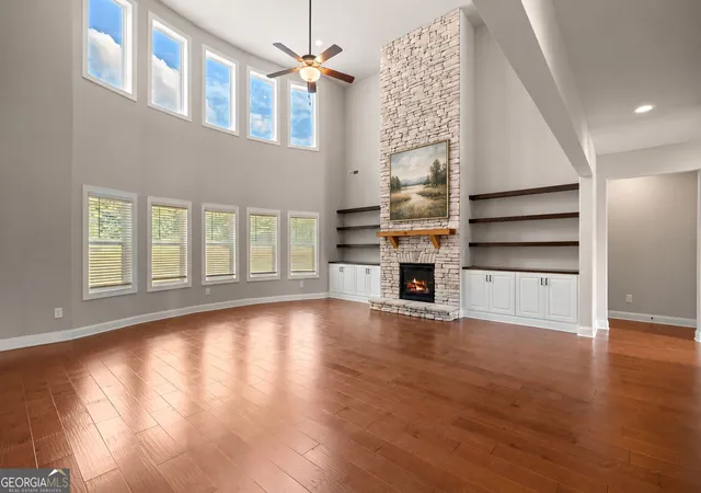Photo 3 of Single family home for sale at 74 Highgate Dr, Newnan, GA 30263 | MLS# 10834425 | Listing updated on 2026-09-10
