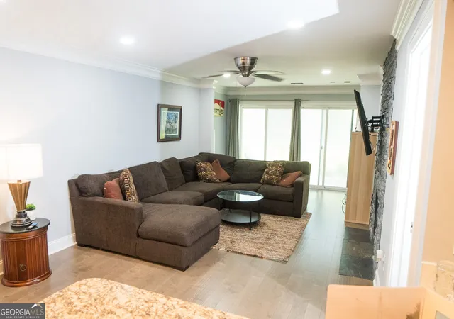 Photo 2 of Condo for sale at 2102 Pine Hts Dr Ne, Atlanta, GA 30324 | MLS# 10838009 | Listing updated on 2026-09-02