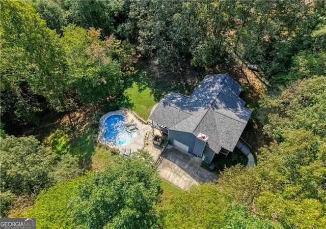 Photo 2 of Sale Pending at 426 Jay Moss Ln, Talking Rock, GA 30175 | MLS# 10844546 | Listing updated on 2026-09-25