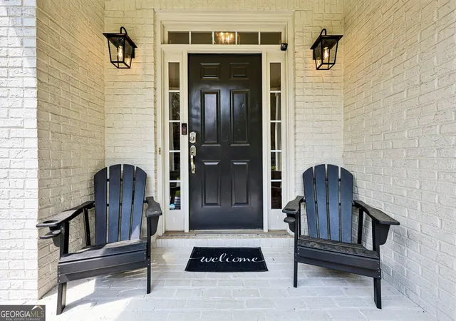 Photo 3 of Single family home for sale at 3915 Three Chimneys Ln, Cumming, GA 30041 | MLS# 10850220 | Listing updated on 2026-10-05