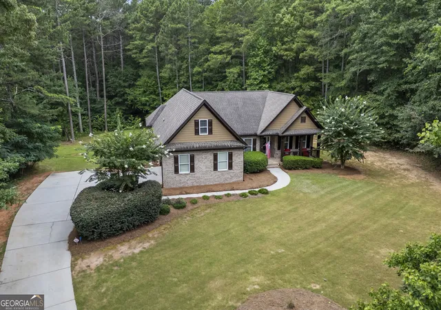 Single family home for sale at 1400 Giles Rd, Monroe, GA 30655 | MLS# 10852204