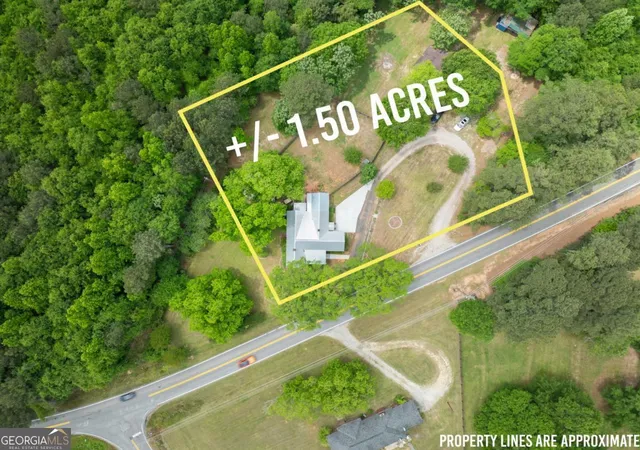 Photo 2 of Single family home for sale at 1519 New Hope Church Rd, Loganville, GA 30052 | MLS# 10853316 | Listing updated on 2026-10-09