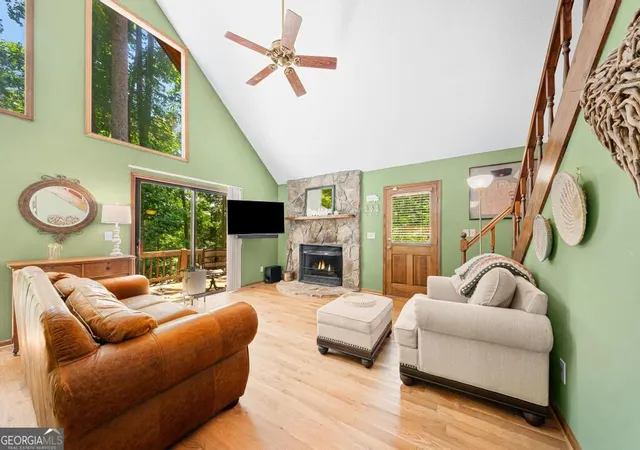 Photo 4 of Single family home for sale at 415 Kenwood Dr, Westminster, SC 29693 | MLS# 10840898 | Listing updated on 2026-09-19
