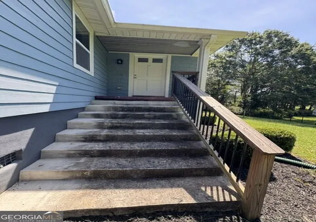 Photo 3 of Single family home for sale at 16 Dodson Rd Sw, Cartersville, GA 30120 | MLS# 10821440 | Listing updated on 2026-09-09