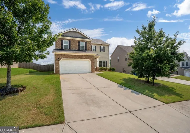 Photo 4 of Single family home for sale at 2052 Massey Ln, Winder, GA 30680 | MLS# 10815982 | Listing updated on 2026-10-18