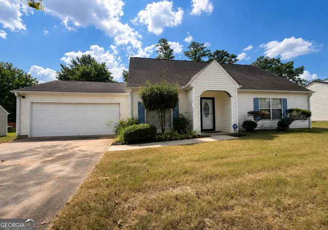 Photo 1 of Single family home for sale at 2759 Holly Berry Dr, Ellenwood, GA 30294 | MLS# 10764671 | Listing updated on 2026-09-02