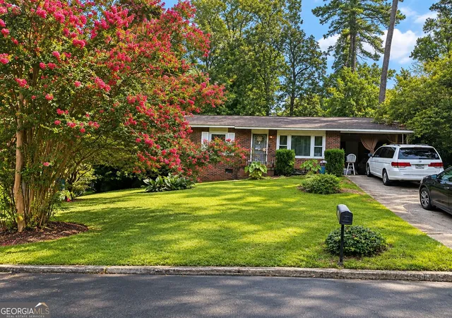 Photo 1 of Single family home for sale at 127 Ellendale Ln Nw, Atlanta, GA 30318 | MLS# 10852983 | Listing updated on 2026-09-29