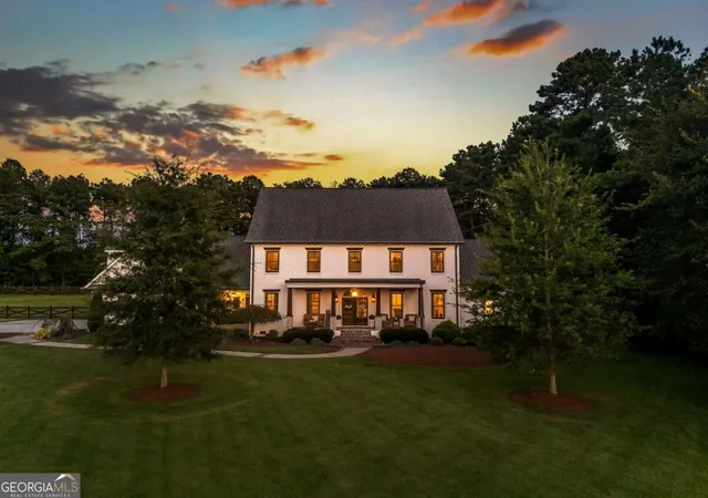 Photo 1 of Mansion for sale at 104 Reserve Dr, Carrollton, GA 30117 | MLS# 10841445 | Listing updated on 2026-09-08