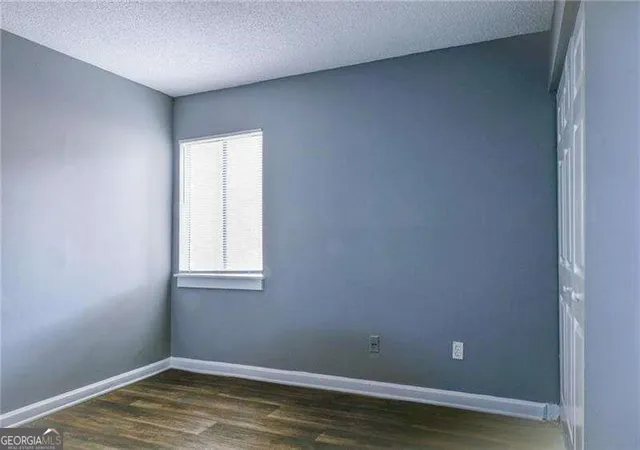 Photo 3 of Condo for sale at 3575 Oakvale Rd #305, Decatur, GA 30034 | MLS# 10849123 | Listing updated on 2026-10-02