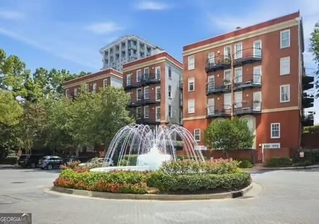 Photo 2 of Condo for sale at 2840 Peachtree Rd NW #510, Atlanta, GA 30305 | MLS# 10843146 | Listing updated on 2026-09-10