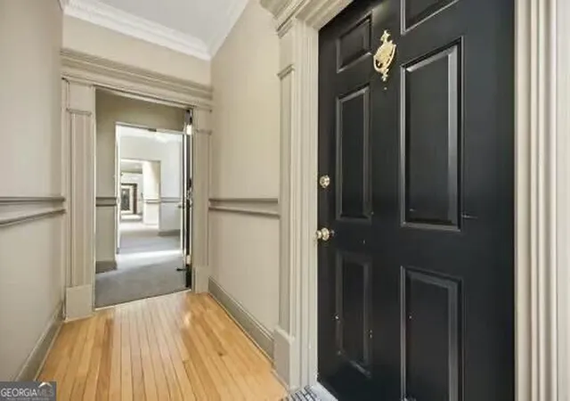 Photo 3 of Condo for sale at 2840 Peachtree Rd NW #510, Atlanta, GA 30305 | MLS# 10843146 | Listing updated on 2026-09-10