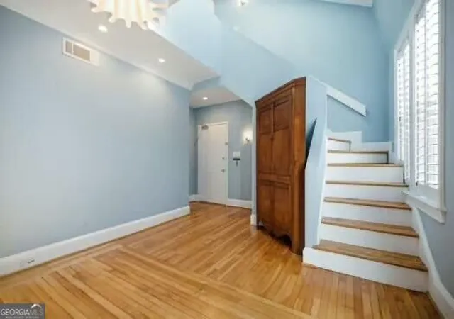 Photo 4 of Condo for sale at 2840 Peachtree Rd NW #510, Atlanta, GA 30305 | MLS# 10843146 | Listing updated on 2026-09-10