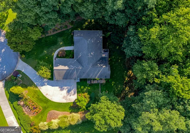 Photo 3 of Single family home for sale at 4031 Princeton Pl, Gainesville, GA 30507 | MLS# 10842290 | Listing updated on 2026-09-23