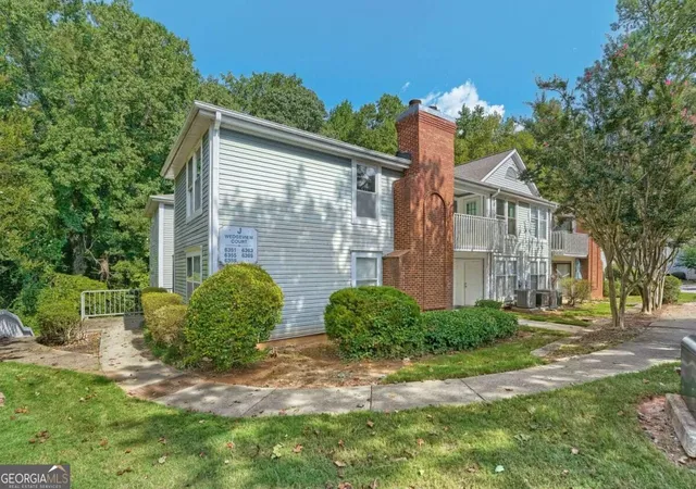 Photo 1 of Single family home for sale at 6351 Wedgeview Ct, Tucker, GA 30084 | MLS# 10842562 | Listing updated on 2026-09-23