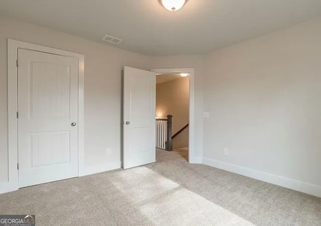 Photo 4 of Single family home for sale at 1880 Sawnee Trl, Cumming, GA 30041 | MLS# 10851027 | Listing updated on 2026-10-06