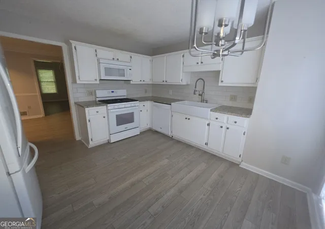 Photo 3 of Townhouse for sale at 3914 Nw Meeting St, Duluth, GA 30096 | MLS# 10840794 | Listing updated on 2026-09-18