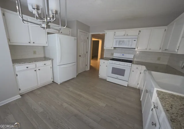 Photo 3 of Townhouse for sale at 3914 NW Meeting St, Duluth, GA 30096 | MLS# 10840794 | Listing updated on 2026-09-18