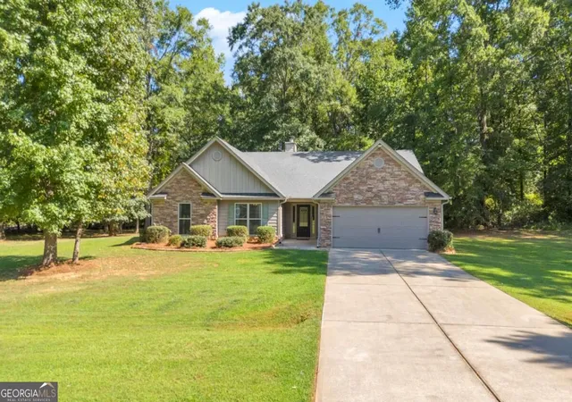 Photo 2 of Single family home for sale at 111 Buttercup Ln, Bogart, GA 30622 | MLS# 10842804 | Listing updated on 2026-09-11