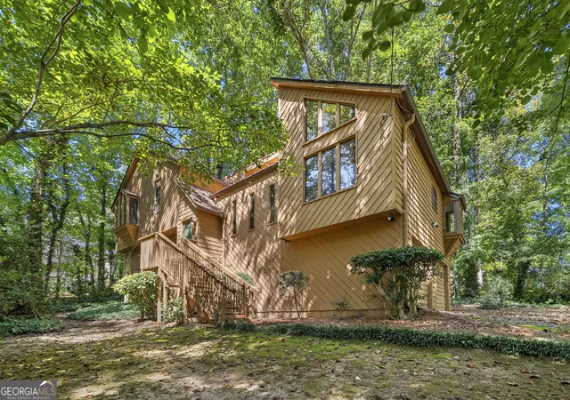 Photo 1 of Single family home for sale at 3390 Woodrun Trl, Marietta, GA 30062 | MLS# 10843680 | Listing updated on 2026-10-16