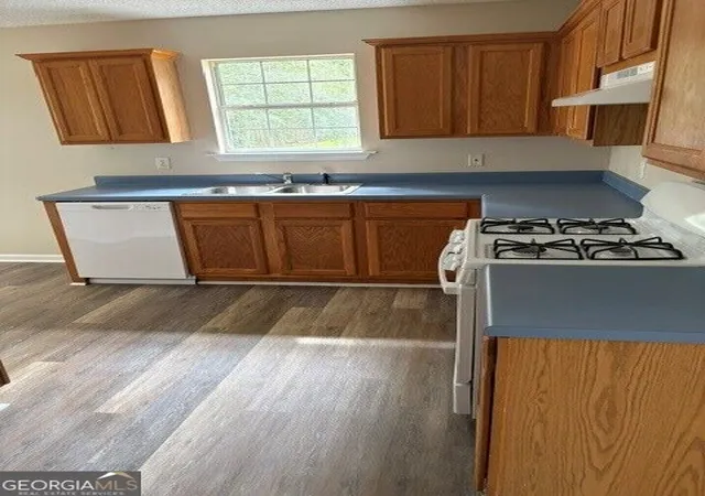 Photo 1 of Single family home for sale at 277 Queens Ct, Jackson, GA 30233 | MLS# 10851762 | Listing updated on 2026-10-07