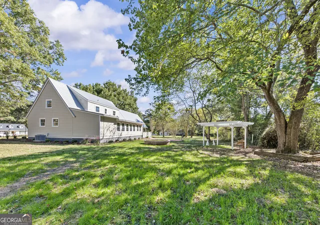 Photo 2 of Single family home for sale at 1070 Eugene, Madison, GA 30650 | MLS# 10878981 | Listing updated on 2026-10-30