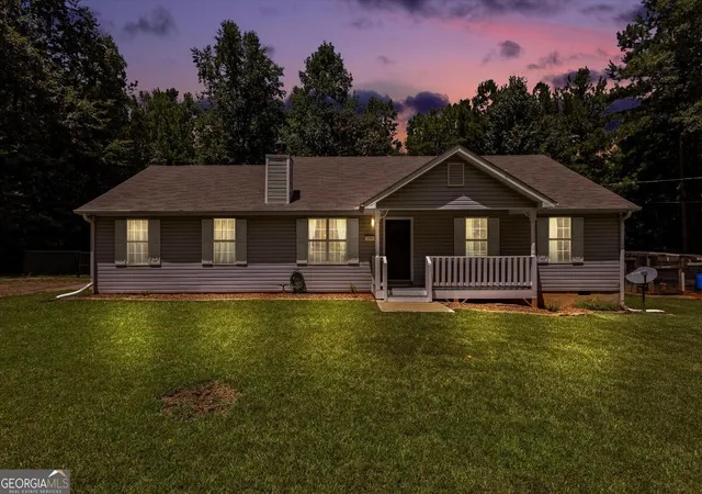 Photo 1 of Single family home for sale at 190 Smoak Field Rd, Griffin, GA 30223 | MLS# 10825165 | Listing updated on 2026-09-11