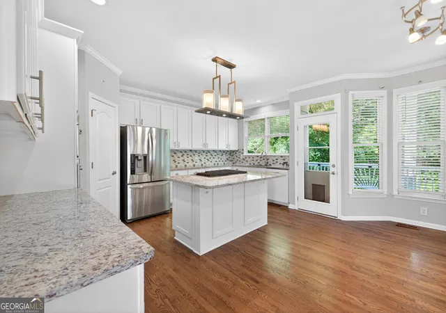 Photo 4 of Single family home for sale at 1524 Lake Hts Cir, Dacula, GA 30019 | MLS# 10840780 | Listing updated on 2026-10-10