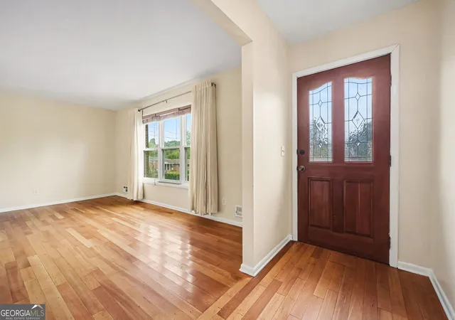 Photo 3 of Single family home for sale at 2959 Edna Ln, Decatur, GA 30032 | MLS# 10852584 | Listing updated on 2026-10-07