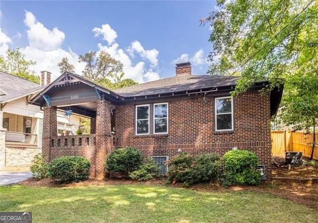 Photo 3 of Sale Pending at 1066 United Ave Se, Atlanta, GA 30316 | MLS# 10842577 | Listing updated on 2026-09-30