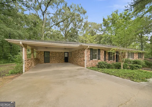 Photo 2 of Single family home for sale at 10134 Westview Dr Sw, Covington, GA 30014 | MLS# 10840769 | Listing updated on 2026-09-18