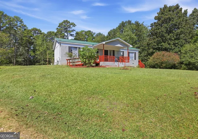 Photo 1 of Single family home for sale at 814 Brookdale Rd, Toccoa, GA 30577 | MLS# 10849367 | Listing updated on 2026-10-02