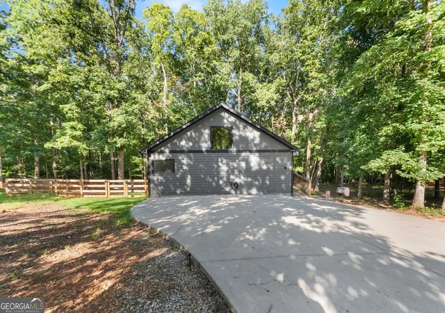 Photo 2 of Single family home for sale at 162 Hickory Ridge Dr, Cleveland, GA 30528 | MLS# 10827908 | Listing updated on 2026-09-04