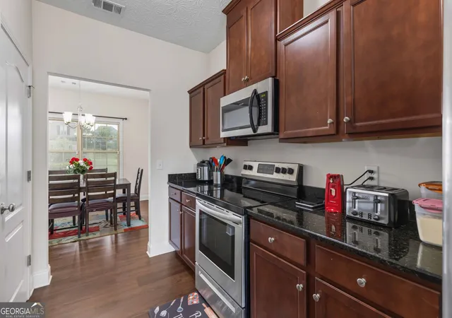 Photo 3 of Single family home for sale at 5129 Magazine Ln, Columbus, GA 31907 | MLS# 10841109 | Listing updated on 2026-09-18