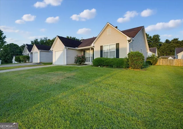 Photo 2 of Single family home for sale at 604 Village Way, Stockbridge, GA 30281 | MLS# 10846993 | Listing updated on 2026-10-05