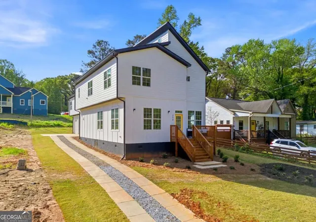 Photo 2 of Single family home for sale at 358 Saint Johns Ave Sw, Atlanta, GA 30315 | MLS# 10840534 | Listing updated on 2026-09-07