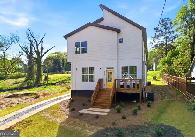 Photo 3 of Single family home for sale at 358 Saint Johns Ave Sw, Atlanta, GA 30315 | MLS# 10840534 | Listing updated on 2026-09-07