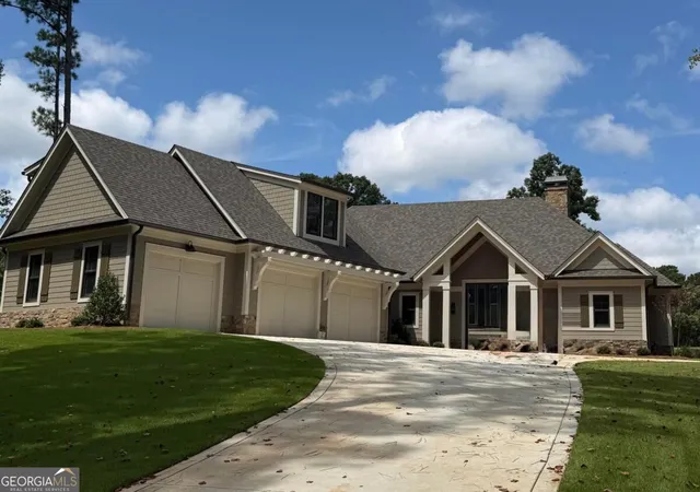 Photo 1 of Sale Pending at 1010 Shadow Crk Way, Greensboro, GA 30642 | MLS# 10840709 | Listing updated on 2026-09-05